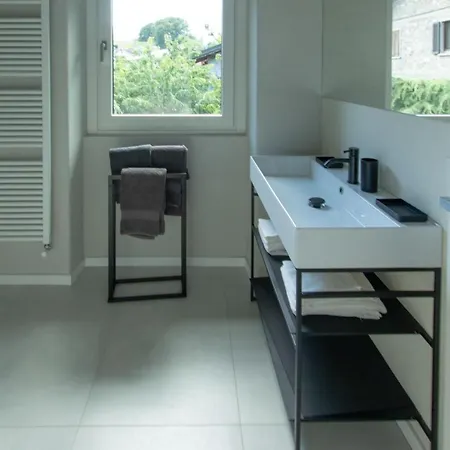 Apartment Style Vda Senin